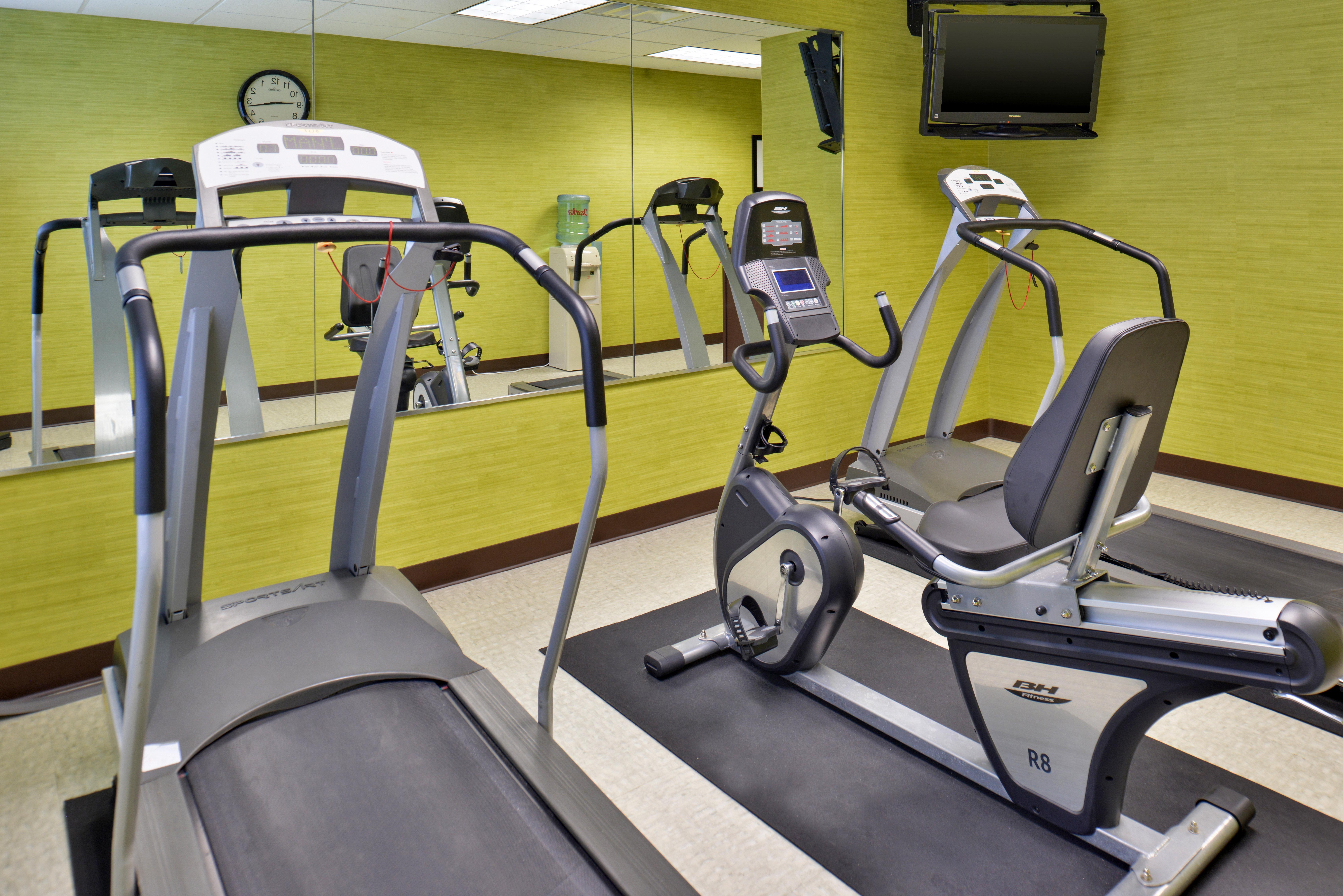 Holiday Inn Express & Suites San Antonio South Eksteriør billede